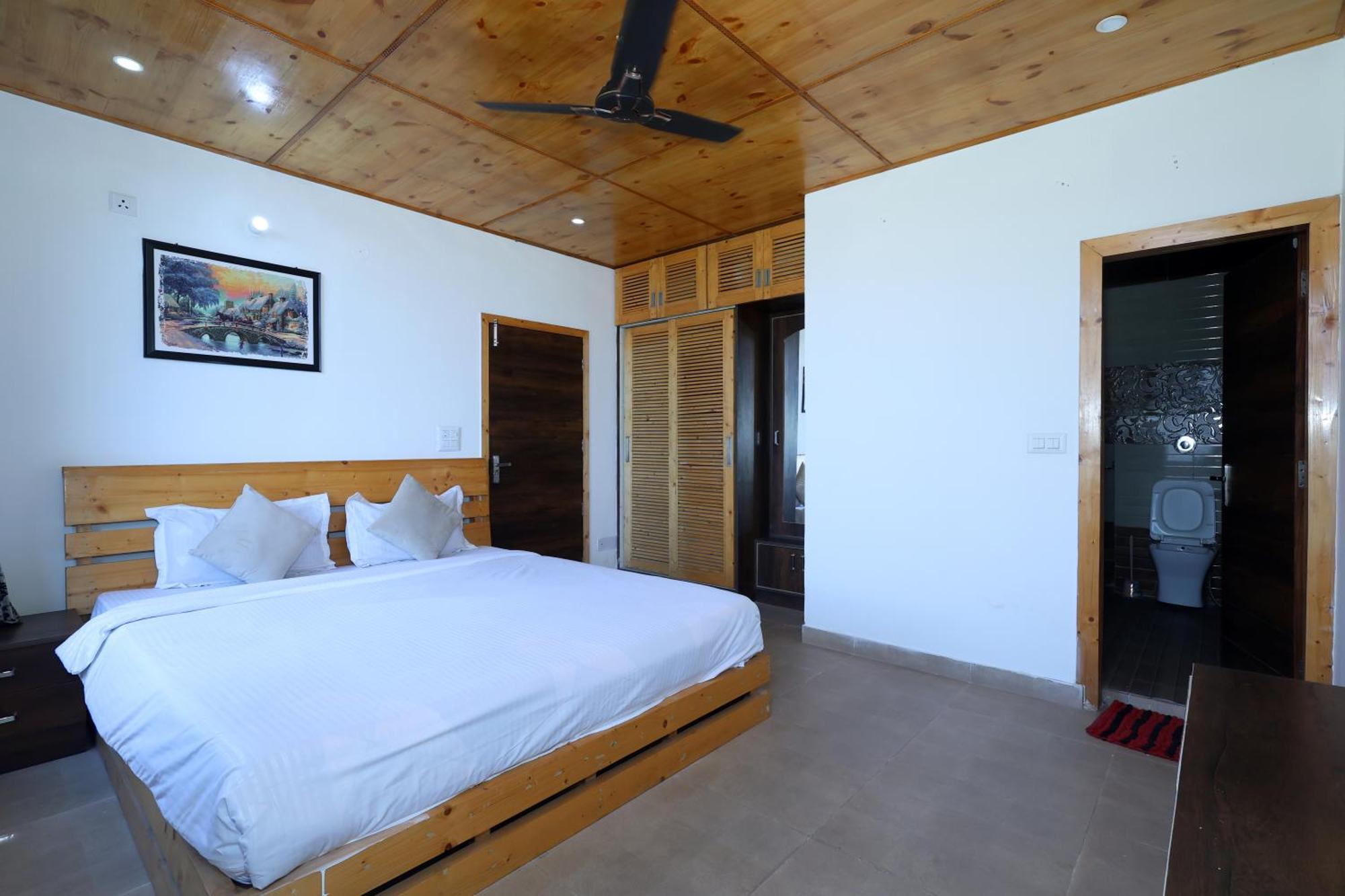 Cozy Heavenn 2Bhk I Kasauli I Mountain View 93O68I282O Apartment Екстериор снимка